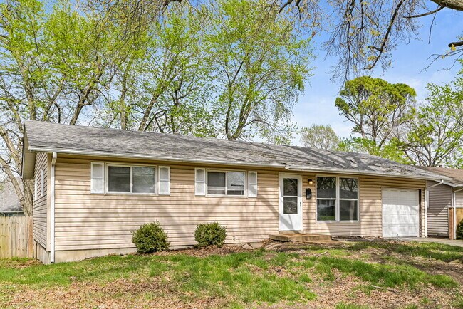 Building Photo - 1575 Bobbinray Ave