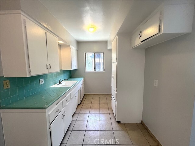 Building Photo - 620 W 82nd St