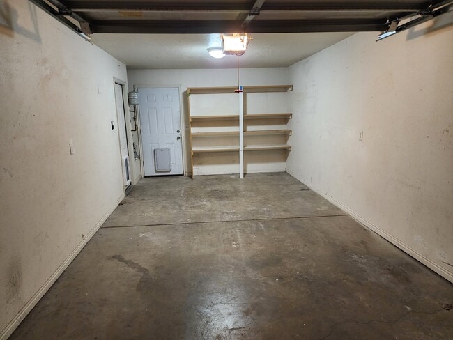 Building Photo - 1273 N 650 W