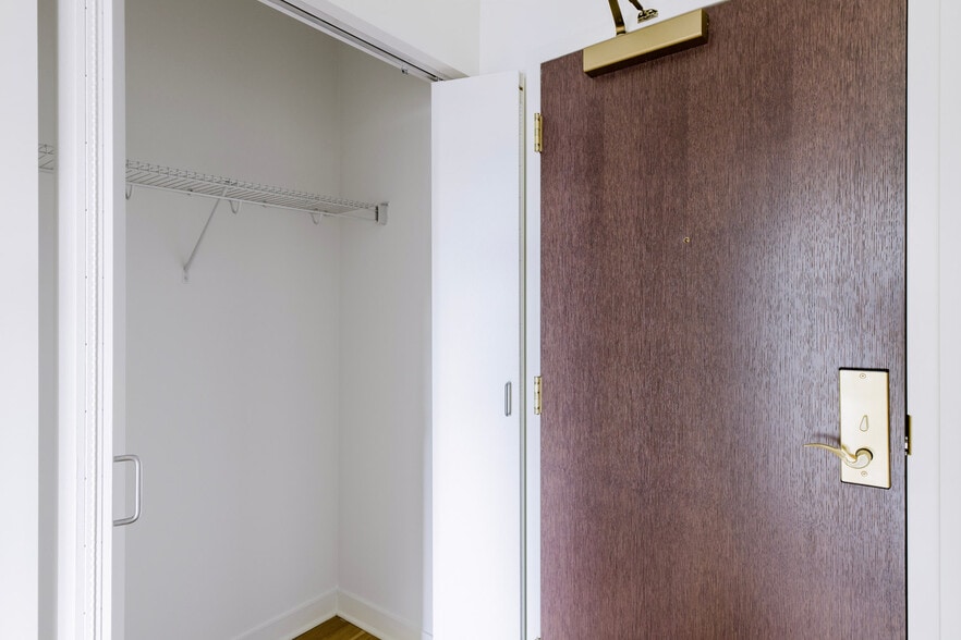 Building Photo - 340 E North Water St