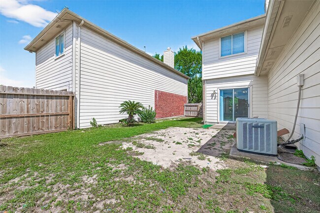 Building Photo - 4018 Timber Corner