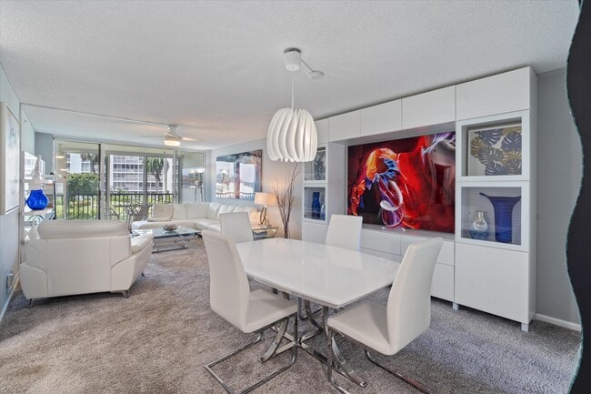 Building Photo - 3300 S Ocean Blvd