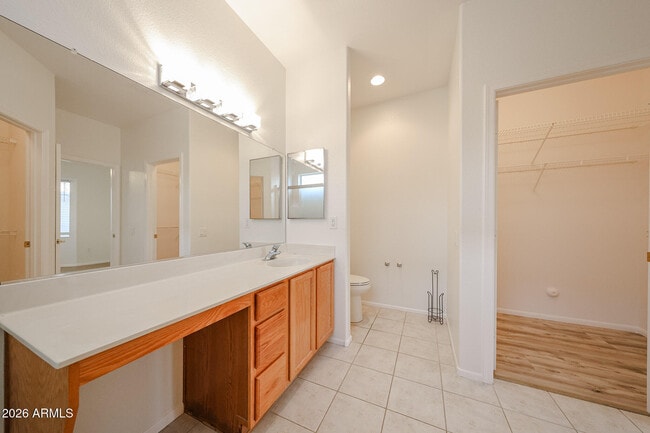 Building Photo - 16149 W Quail Creek Ln