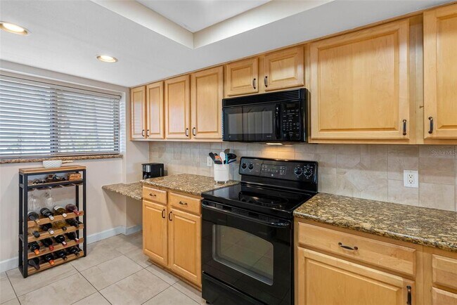 Building Photo - 363 Pinellas Bayway S