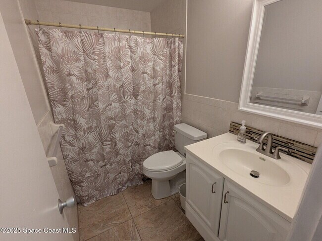 Building Photo - 8522 N Atlantic Ave