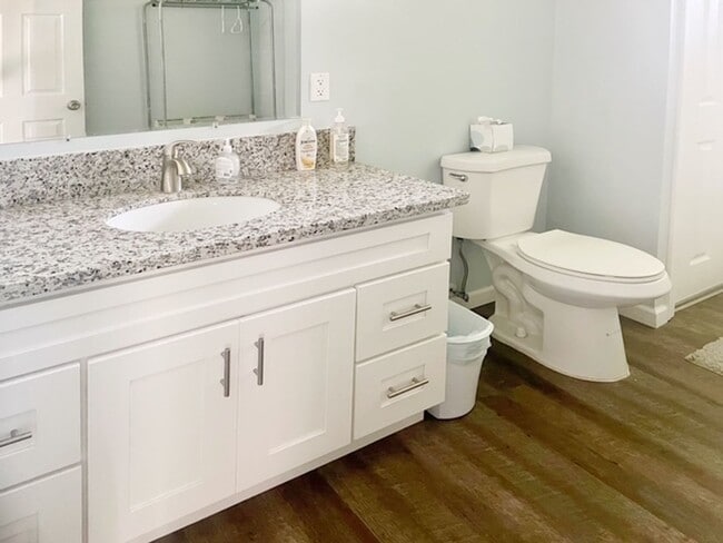 Building Photo - Furnished 2-Bedroom Home for Rent in Hawaiian Shores Subdivision