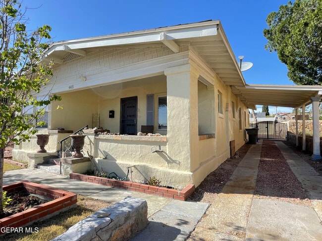 Building Photo - 4415 Cumberland Ave