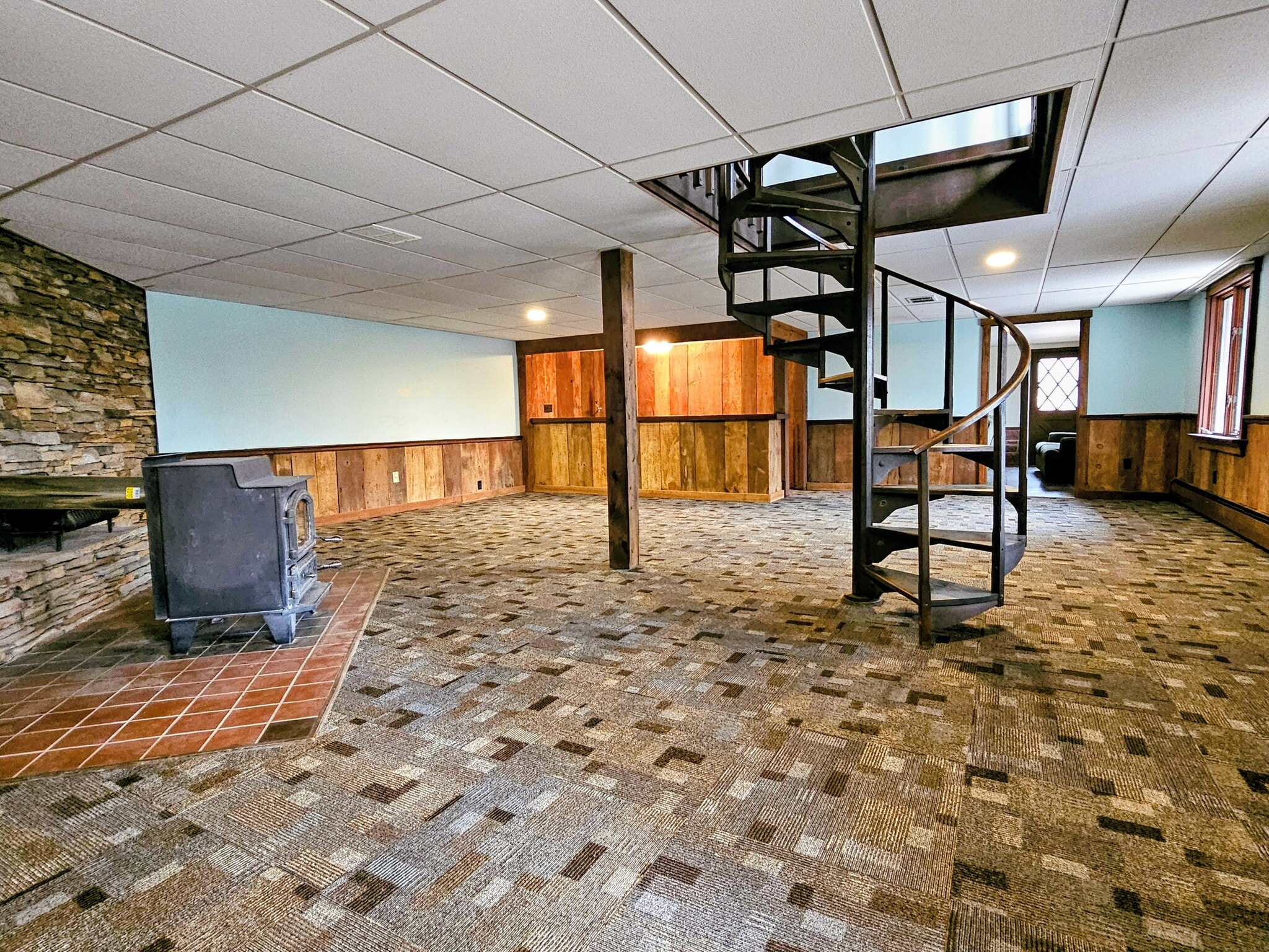 Building Photo - 135 Fraelich Rd