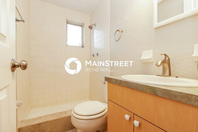 Building Photo - 3 Bedroom Pet-Friendly Home in New Port Richey, FL with Main Street Renewal