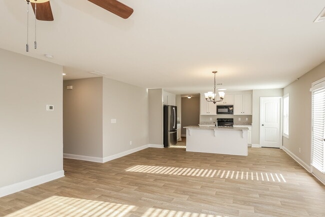 Building Photo - 267 Heartland Cir