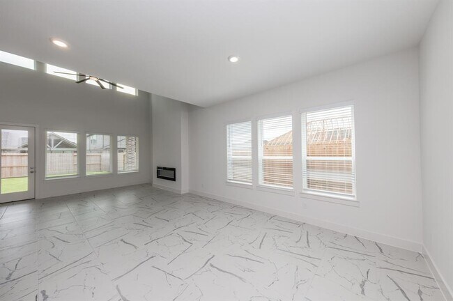 Building Photo - 31815 Pecan Mdw Ln