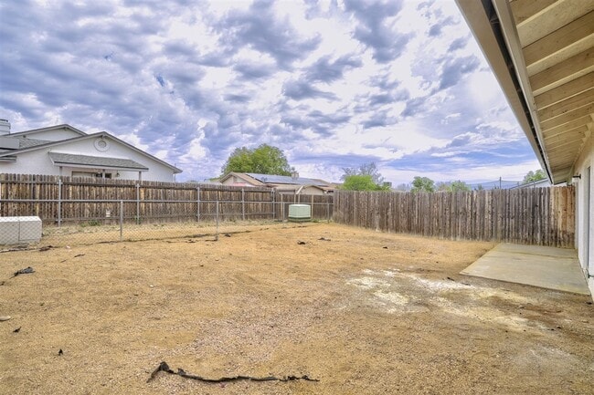Building Photo - 7020 E Burro Ln