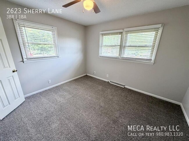 Building Photo - 2623 Sherry Ln