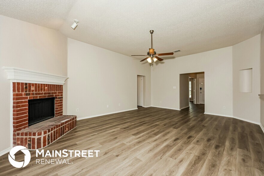 Building Photo - 7023 Spoonbill Ct