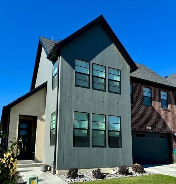 Building Photo - 3149 N Park Cottage Wy
