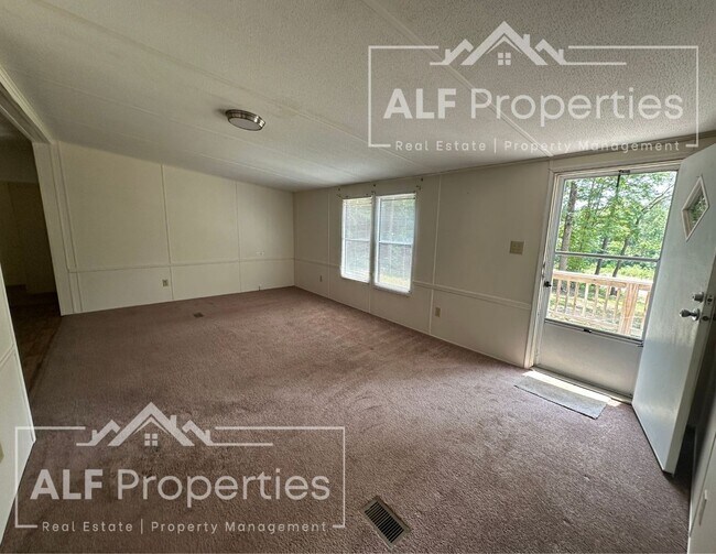 Building Photo - Peaceful 3BR Home on Plantation Drive