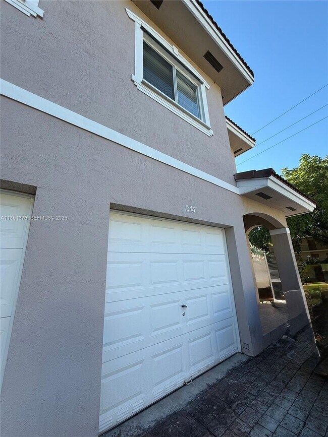 Building Photo - 1546 NW 45th St