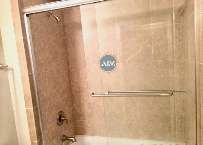 Building Photo - Top-Floor South End Villa Near Coligny Beach- Available Now!