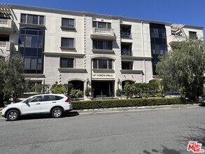 Building Photo - 107 N Swall Dr