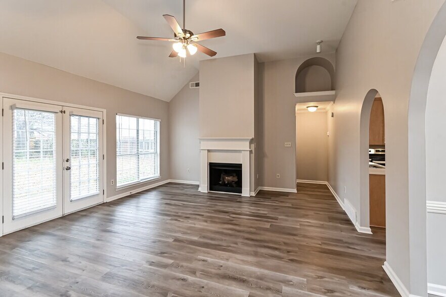 Building Photo - 7376 Wendy Way