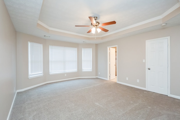 Building Photo - 491 Freedom Dr