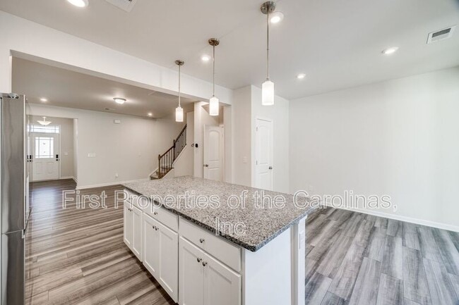 Building Photo - 1351 Southern Sugar Dr