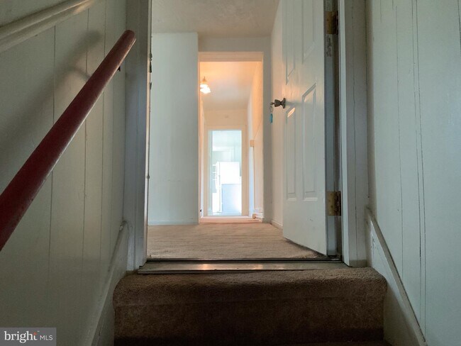 Primary Photo - 806 W 5th St
