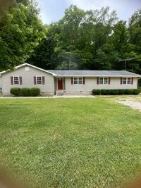 Building Photo - Spacious Four-Bedroom Home in Hurricane