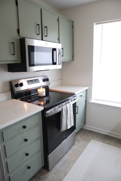 Brand new appliances - 108 Cedar Grove Dr