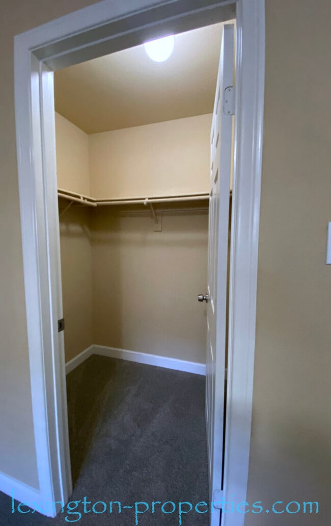 Building Photo - 5011 Bremner Way