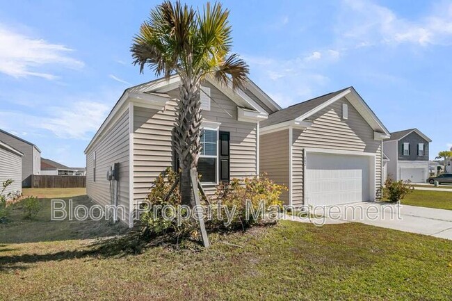 Building Photo - 602 Solar Ct