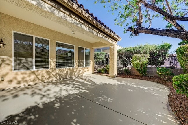 Building Photo - 2357 Wisconsin Dells Dr