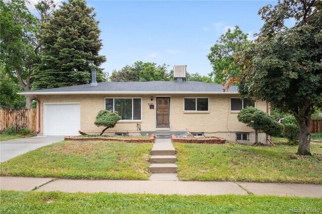 Primary Photo - 3054 S Raleigh St