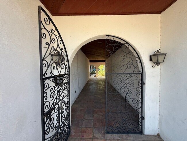 Building Photo - 1717 Clark Blvd