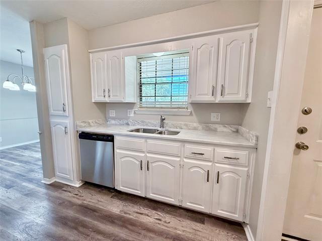 Building Photo - 3214 N Marseille Ln