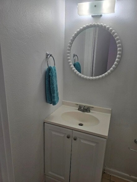 Building Photo - 600 Hilliard St