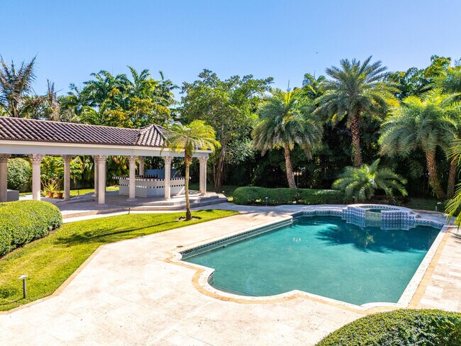 Building Photo - 10270 SW 58th St