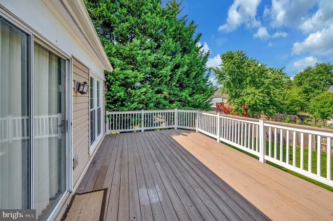 Building Photo - 17 Banbury Ct