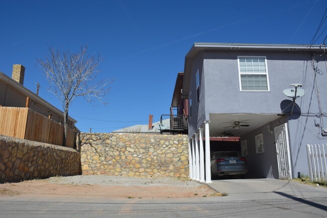 Building Photo - 1111 Terrace Ct