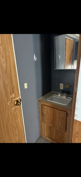 Building Photo - 330 Cora Rd