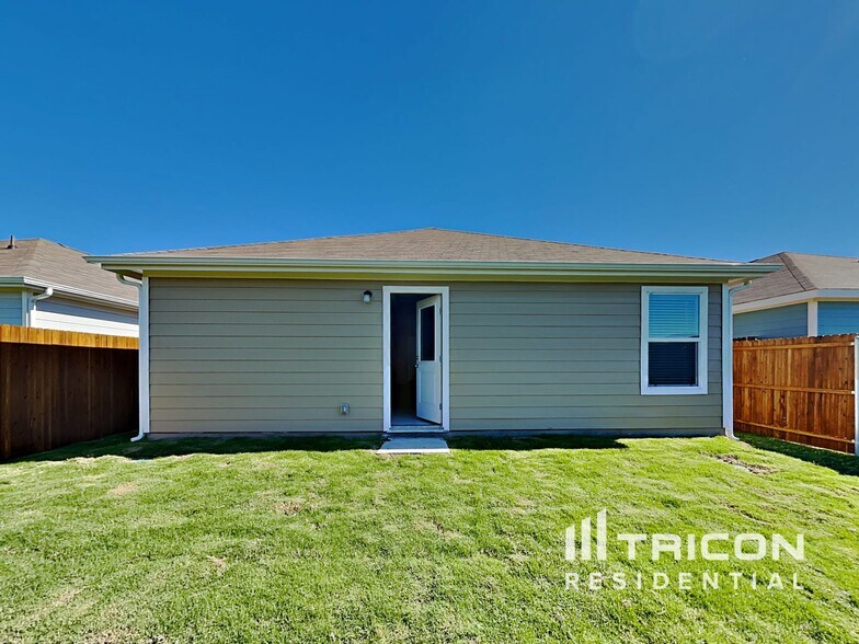 Building Photo - 5620 Rockrose Ln