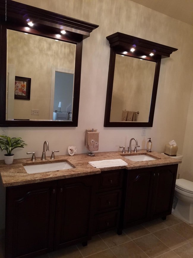 Building Photo - 12 Cindy Ct