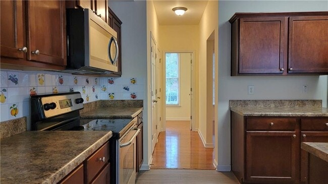Building Photo - 3117 Pittard Hill Point