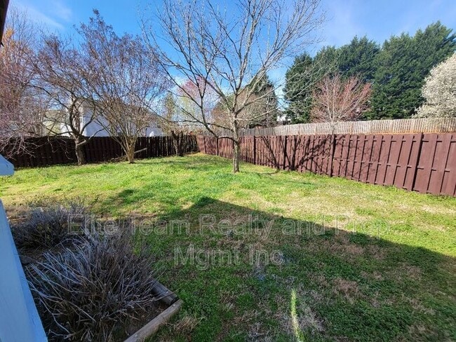 Building Photo - 4702 Ambridge Dr
