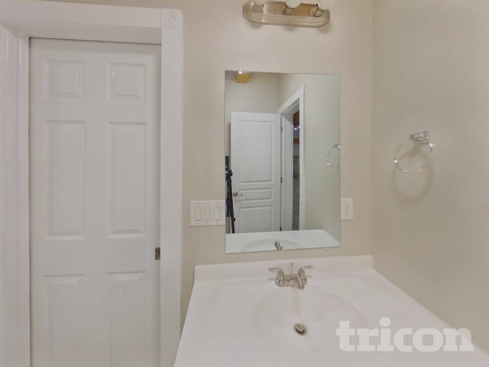 Building Photo - 3312 Carson Oaks Ln