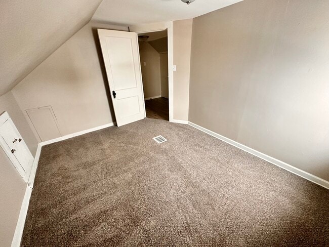 Building Photo - 2704 W Concordia Ave