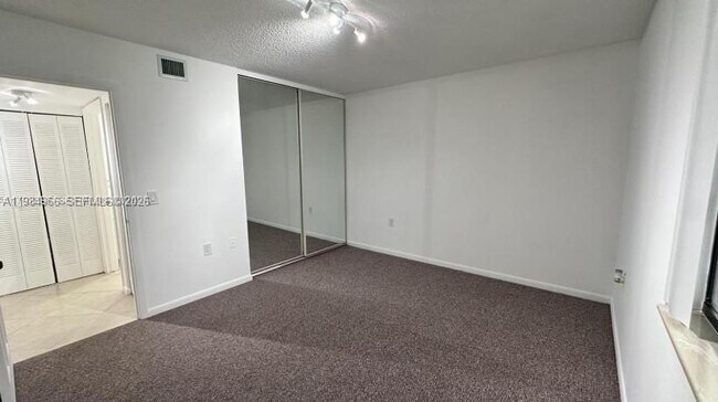 Building Photo - 1703 Whitehall Dr