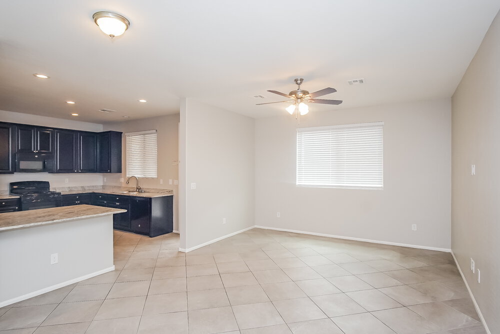 Building Photo - 6425 Kellyville Dr