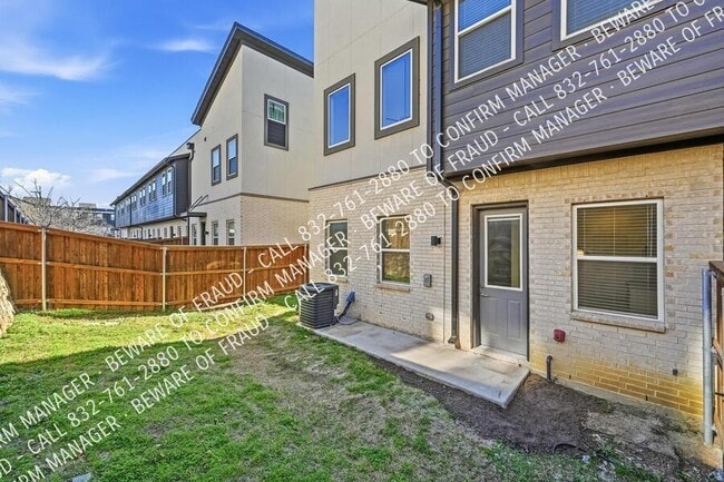 Building Photo - 4355 Hebron St