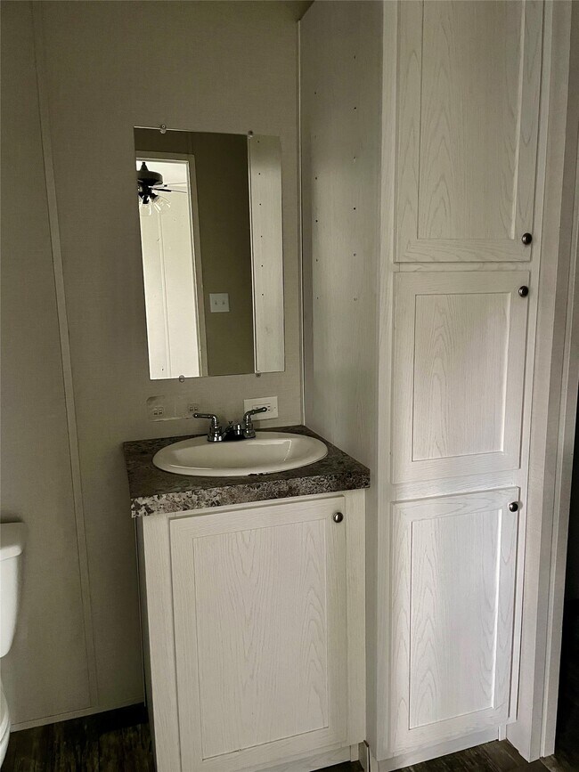 Building Photo - 2600 Horn Rd